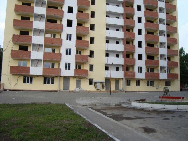 лестница пожарная на балконе
