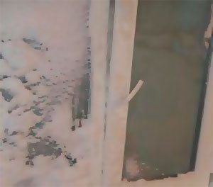 почему замерзают окна на балконе