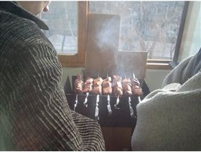 шашлык на балконе